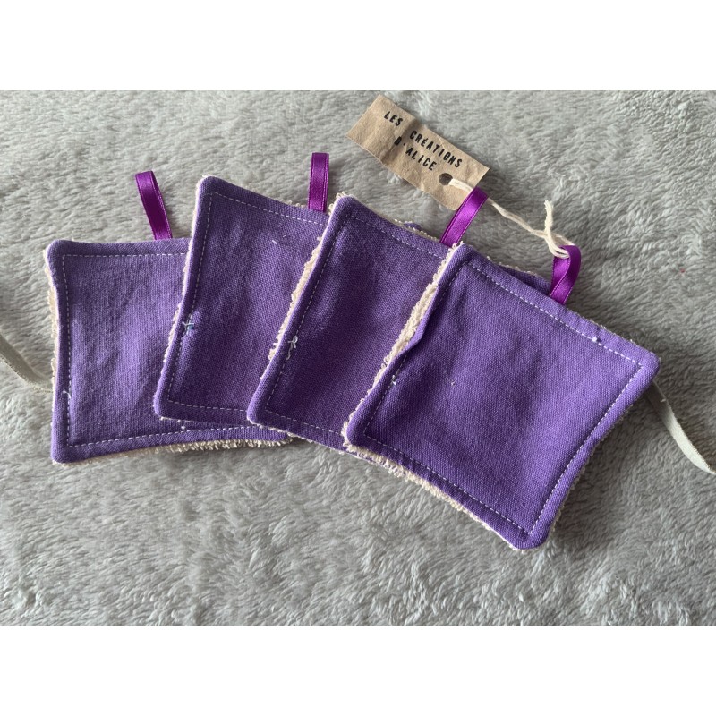 Photo du lot de 4 cotons lavables violet etalé