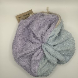 Fleur de douche bleu et violette