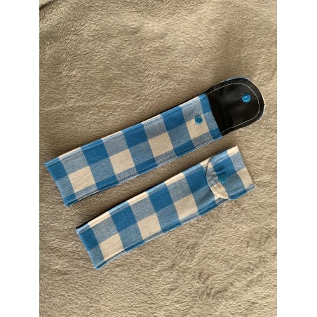 2 Pochette alimentaire vichy blanc et bleu une est ouverte
